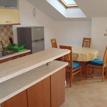Bruk Apartment *